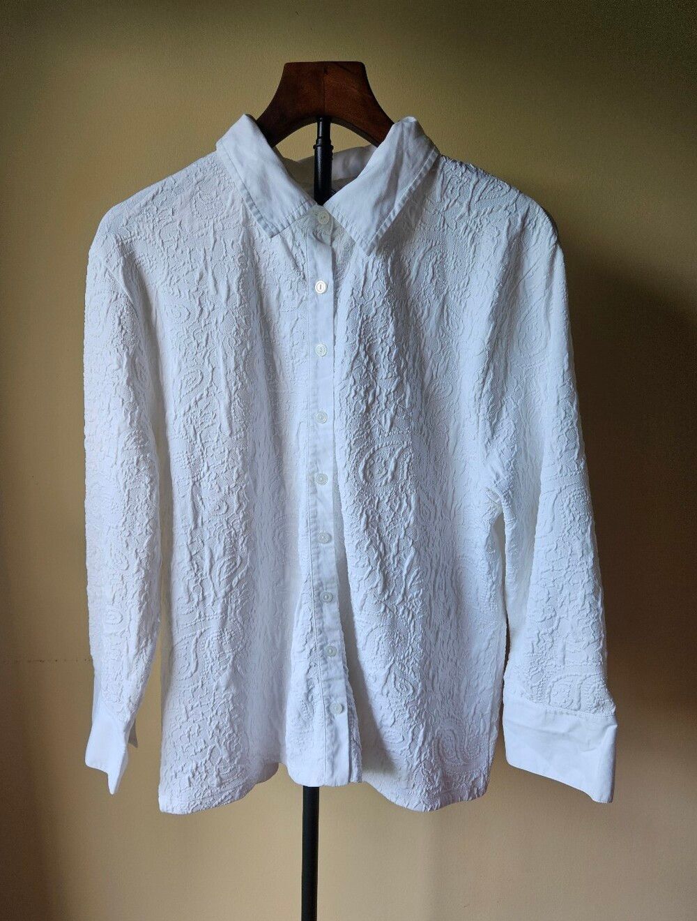 Coldwater Creek White Textured Button-Up Shirt Size XL